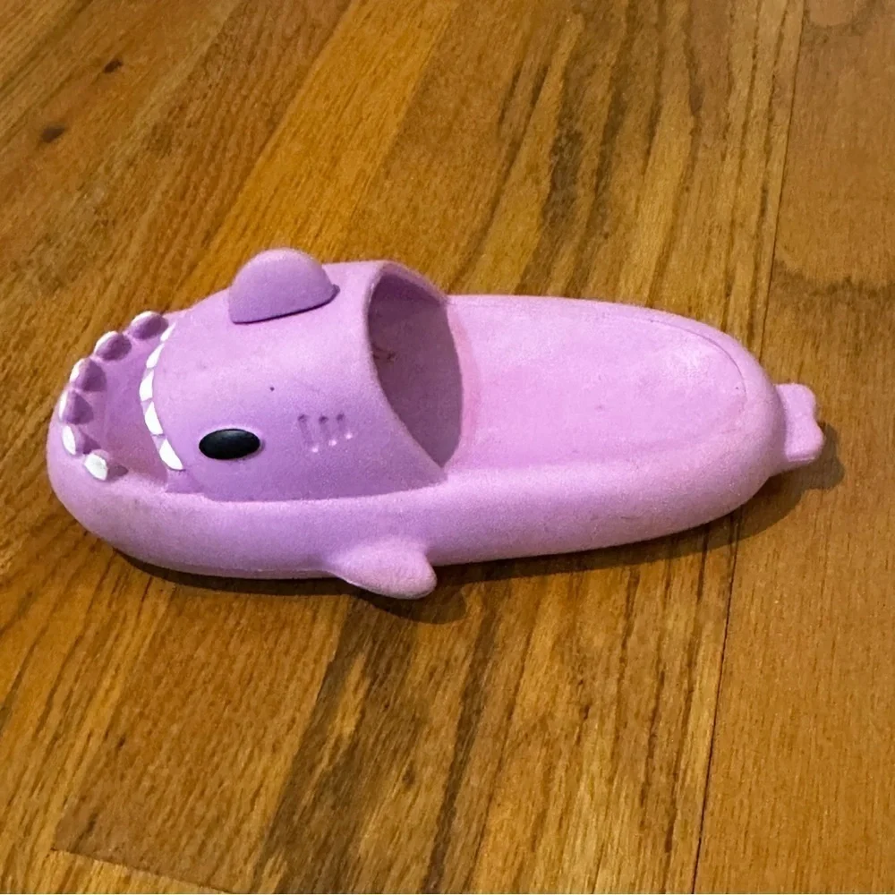 Purple Shark Slippers girls size 2-2.5
